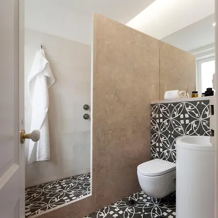 Stylish In Chiado Quiet And Апартаменты